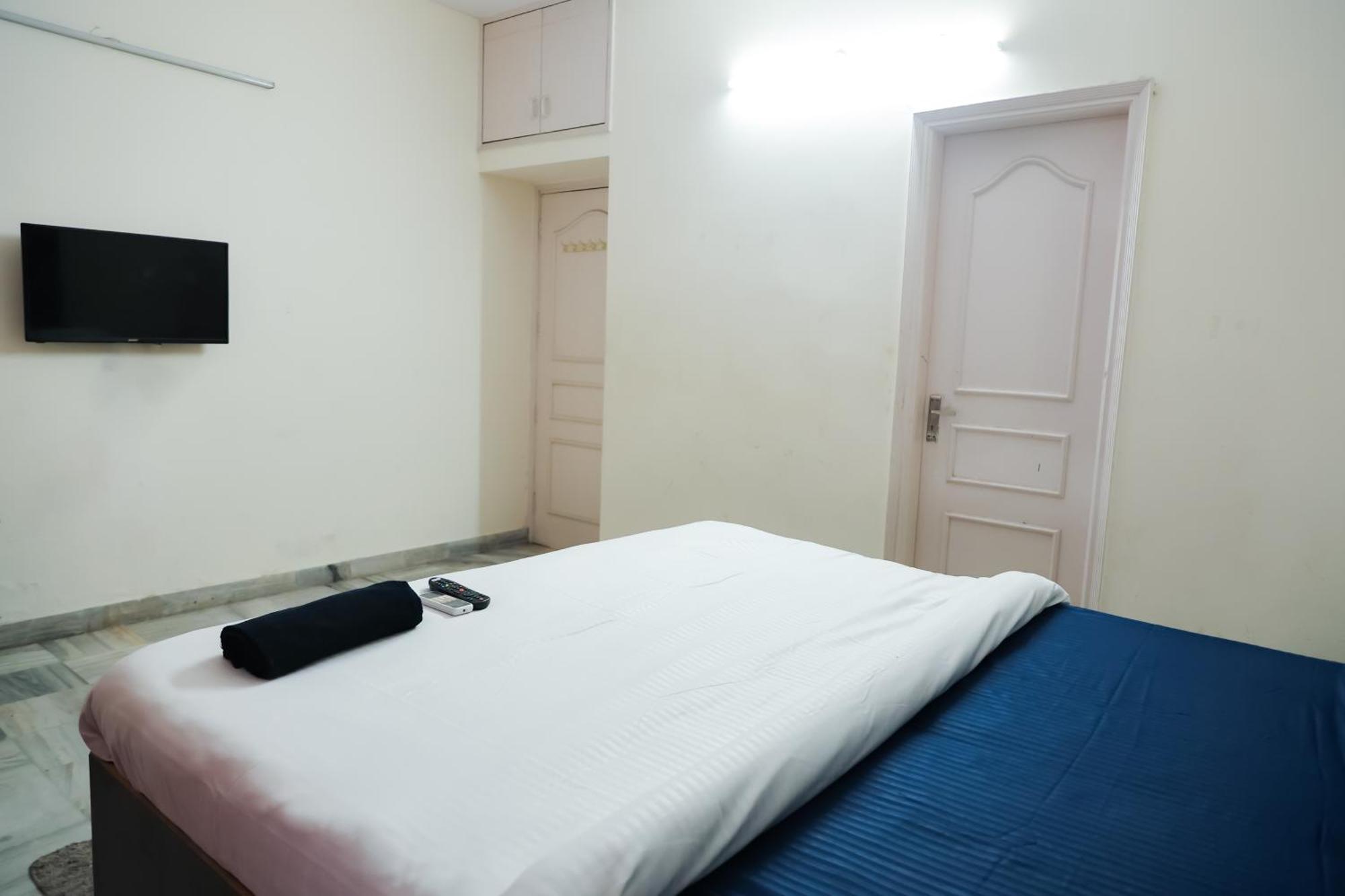 Hotel Green Villa - Near Anand Vihar Station Ню Делхи Екстериор снимка